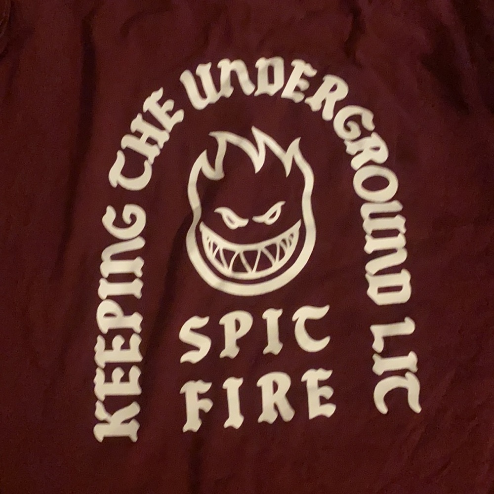 Thrasher burgundy size small tee